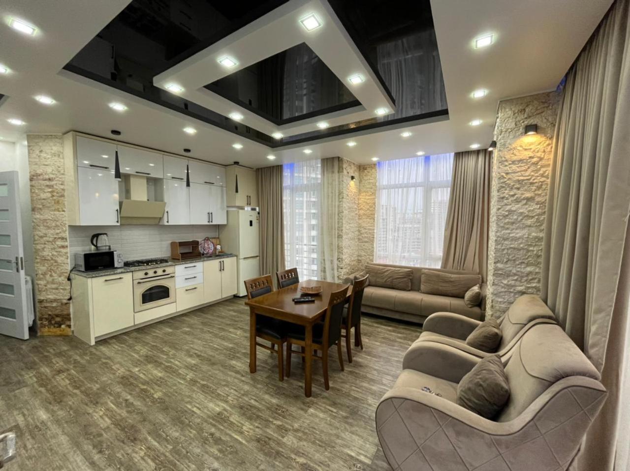 Apartament Delux Sea View Batumi Værelse billede